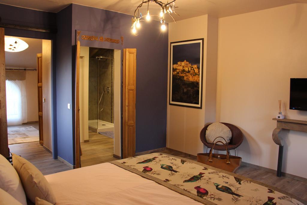 Sous Les Platanes B&B Chateaurenard Phòng bức ảnh